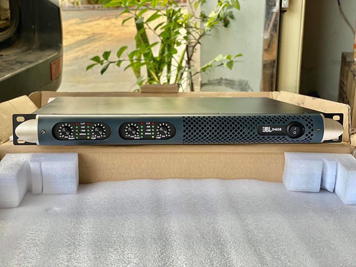 Cục đẩy công suất siêu mỏng CS JBL D4650
